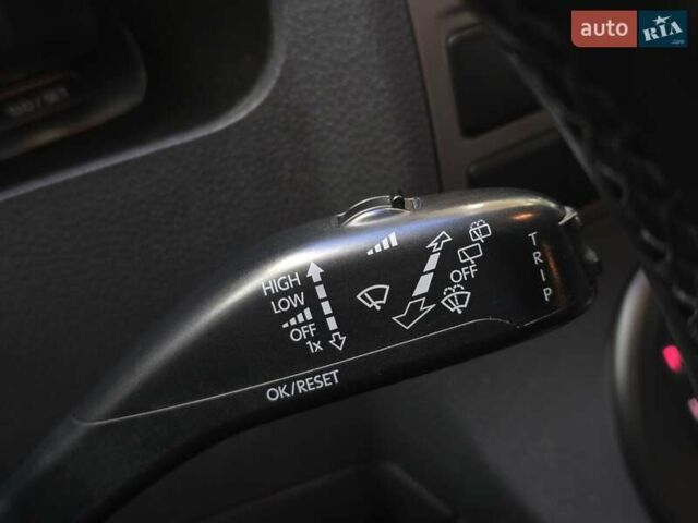 Серый Фольксваген Мультиван, объемом двигателя 1.97 л и пробегом 235 тыс. км за 19499 $, фото 44 на Automoto.ua