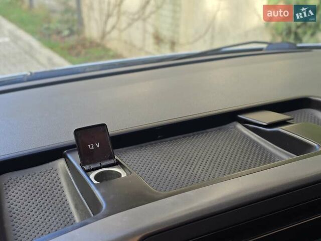 Серый Фольксваген Мультиван, объемом двигателя 1.97 л и пробегом 235 тыс. км за 19499 $, фото 47 на Automoto.ua