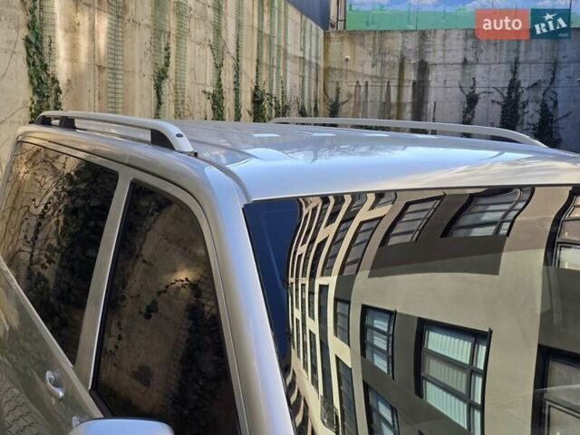 Серый Фольксваген Мультиван, объемом двигателя 1.97 л и пробегом 235 тыс. км за 19499 $, фото 7 на Automoto.ua