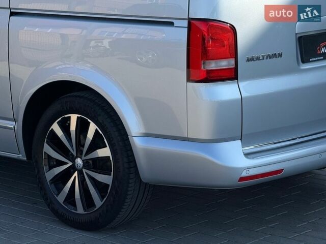 Сірий Фольксваген Мультиван, об'ємом двигуна 1.98 л та пробігом 179 тис. км за 24999 $, фото 20 на Automoto.ua