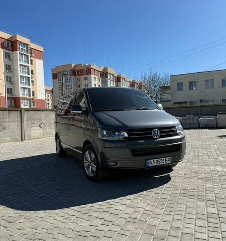 Сірий Фольксваген Мультиван, об'ємом двигуна 1.98 л та пробігом 318 тис. км за 22500 $, фото 8 на Automoto.ua