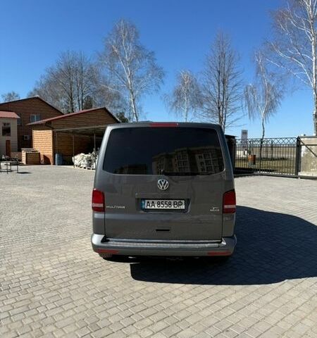 Серый Фольксваген Мультиван, объемом двигателя 1.98 л и пробегом 318 тыс. км за 19000 $, фото 18 на Automoto.ua