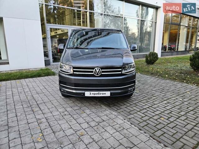 Серый Фольксваген Мультиван, объемом двигателя 1.97 л и пробегом 206 тыс. км за 43890 $, фото 1 на Automoto.ua