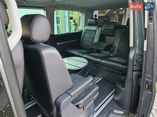 Серый Фольксваген Мультиван, объемом двигателя 1.97 л и пробегом 206 тыс. км за 43890 $, фото 29 на Automoto.ua