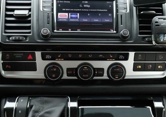 Фольксваген Мультиван 2015 у Черкасах на Automoto.ua Сірий Фольксваген Мультиван, об'ємом двигуна 2 л та пробігом 180 тис. км за 10400 $, фото 13 на Automoto.ua