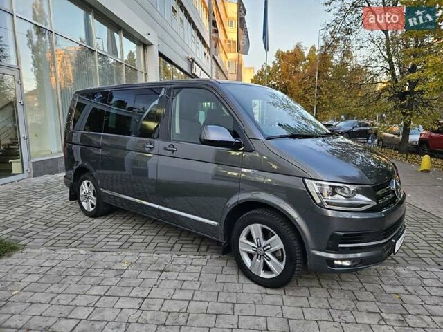 Серый Фольксваген Мультиван, объемом двигателя 1.97 л и пробегом 206 тыс. км за 43890 $, фото 4 на Automoto.ua