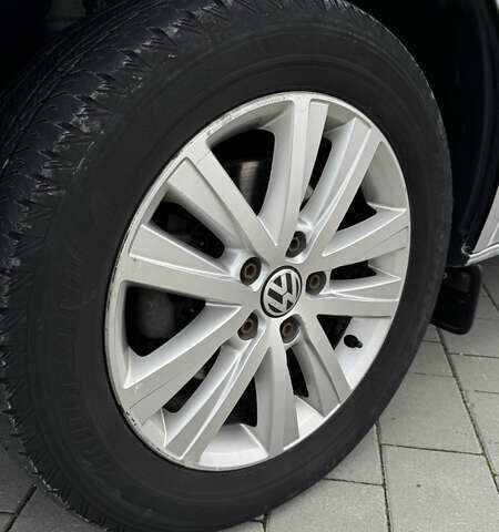 Сірий Фольксваген Мультиван, об'ємом двигуна 1.97 л та пробігом 63 тис. км за 32000 $, фото 6 на Automoto.ua