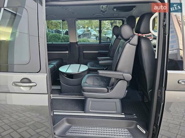 Серый Фольксваген Мультиван, объемом двигателя 1.97 л и пробегом 206 тыс. км за 43890 $, фото 40 на Automoto.ua