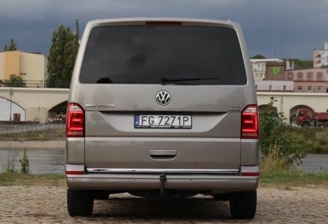 Фольксваген Мультиван 2015 у Черкасах на Automoto.ua Сірий Фольксваген Мультиван, об'ємом двигуна 2 л та пробігом 180 тис. км за 10400 $, фото 3 на Automoto.ua