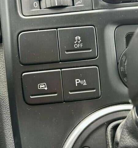 Серый Фольксваген Мультиван, объемом двигателя 2 л и пробегом 180 тыс. км за 9900 $, фото 18 на Automoto.ua