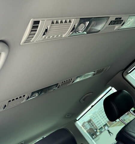 Сірий Фольксваген Мультиван, об'ємом двигуна 1.97 л та пробігом 63 тис. км за 32000 $, фото 18 на Automoto.ua