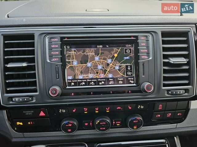 Серый Фольксваген Мультиван, объемом двигателя 1.97 л и пробегом 206 тыс. км за 43890 $, фото 55 на Automoto.ua