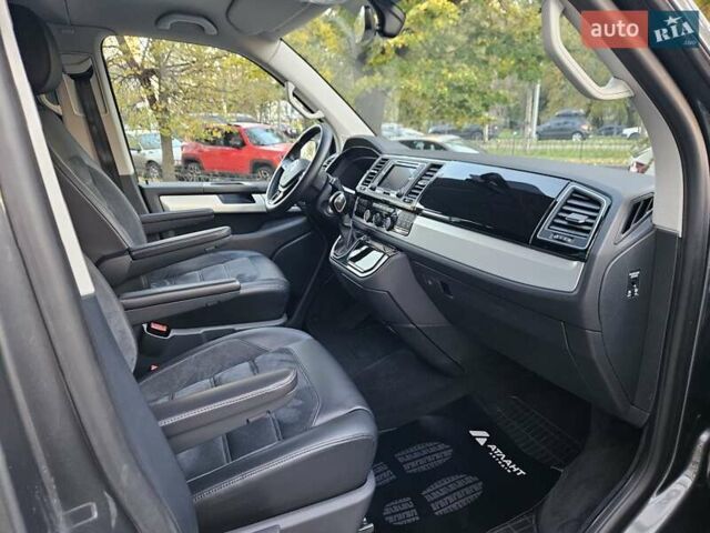 Серый Фольксваген Мультиван, объемом двигателя 1.97 л и пробегом 206 тыс. км за 43890 $, фото 46 на Automoto.ua