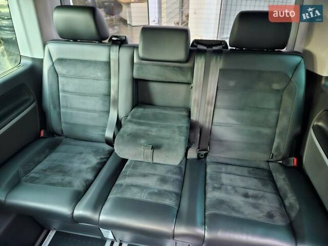 Серый Фольксваген Мультиван, объемом двигателя 1.97 л и пробегом 206 тыс. км за 43890 $, фото 32 на Automoto.ua