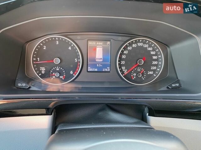 Сірий Фольксваген Мультиван, об'ємом двигуна 1.97 л та пробігом 255 тис. км за 36000 $, фото 12 на Automoto.ua