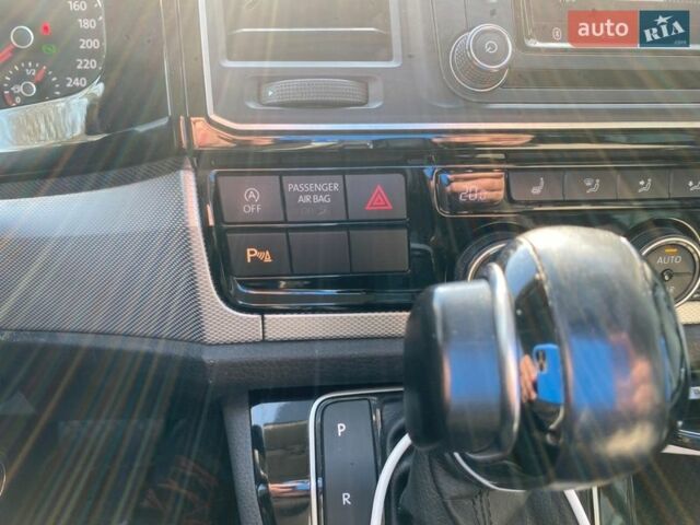 Сірий Фольксваген Мультиван, об'ємом двигуна 1.97 л та пробігом 255 тис. км за 36000 $, фото 9 на Automoto.ua