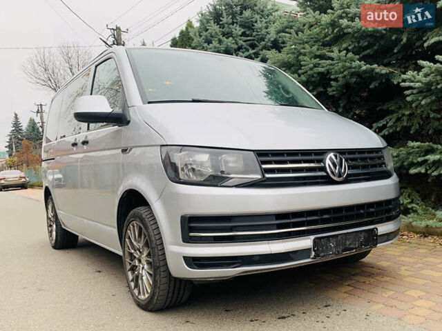 Сірий Фольксваген Мультиван, об'ємом двигуна 1.97 л та пробігом 164 тис. км за 32950 $, фото 2 на Automoto.ua
