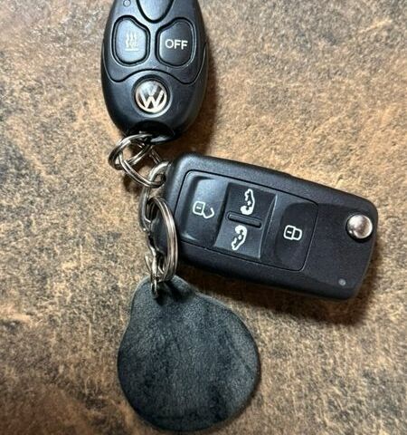 Серый Фольксваген Мультиван, объемом двигателя 2 л и пробегом 270 тыс. км за 37500 $, фото 22 на Automoto.ua