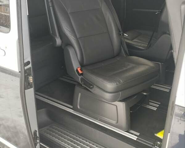 Сірий Фольксваген Мультиван, об'ємом двигуна 1.97 л та пробігом 184 тис. км за 34000 $, фото 5 на Automoto.ua