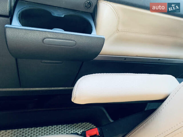 Серый Фольксваген Мультиван, объемом двигателя 2 л и пробегом 163 тыс. км за 32900 $, фото 23 на Automoto.ua