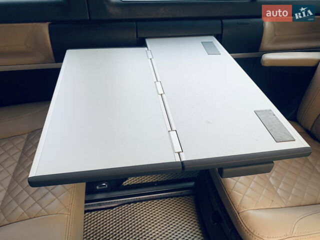 Сірий Фольксваген Мультиван, об'ємом двигуна 2 л та пробігом 164 тис. км за 32900 $, фото 38 на Automoto.ua