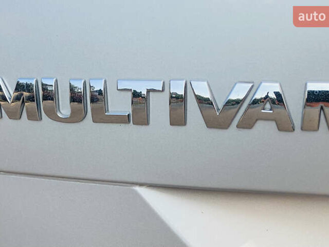 Сірий Фольксваген Мультиван, об'ємом двигуна 2 л та пробігом 164 тис. км за 32900 $, фото 46 на Automoto.ua