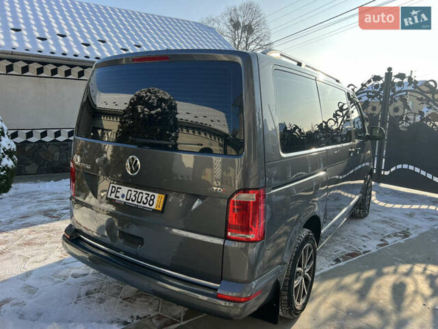 Сірий Фольксваген Мультиван, об'ємом двигуна 2 л та пробігом 210 тис. км за 27900 $, фото 6 на Automoto.ua