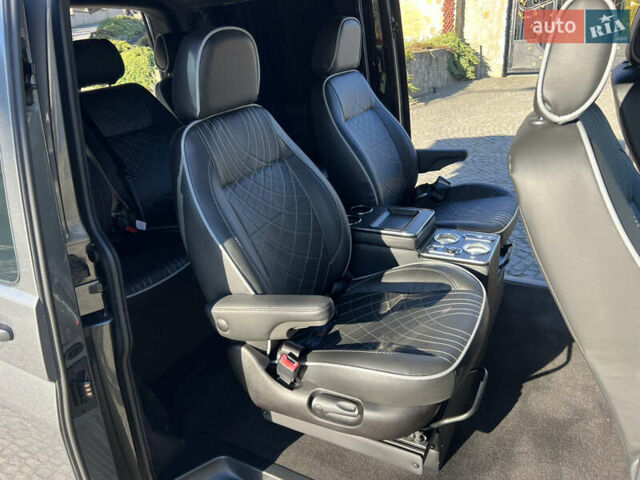 Серый Фольксваген Мультиван, объемом двигателя 2 л и пробегом 209 тыс. км за 27900 $, фото 55 на Automoto.ua