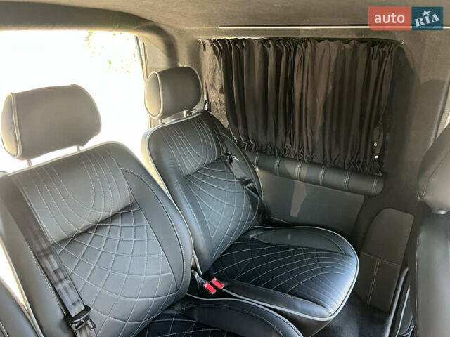 Серый Фольксваген Мультиван, объемом двигателя 2 л и пробегом 209 тыс. км за 27900 $, фото 62 на Automoto.ua