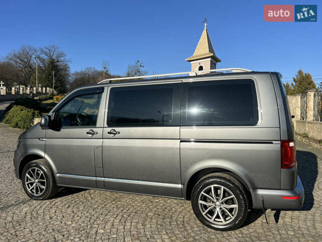 Серый Фольксваген Мультиван, объемом двигателя 2 л и пробегом 209 тыс. км за 27900 $, фото 17 на Automoto.ua