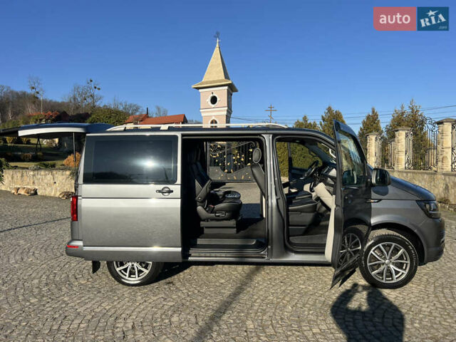 Серый Фольксваген Мультиван, объемом двигателя 2 л и пробегом 209 тыс. км за 27900 $, фото 70 на Automoto.ua