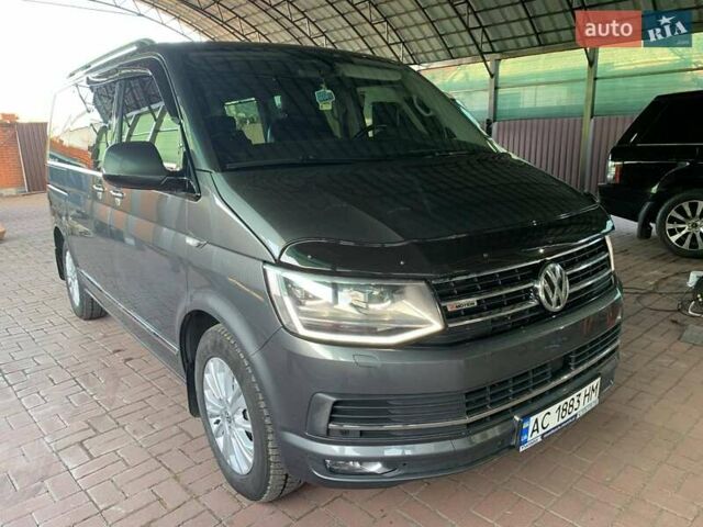 Сірий Фольксваген Мультиван, об'ємом двигуна 2 л та пробігом 285 тис. км за 44400 $, фото 2 на Automoto.ua