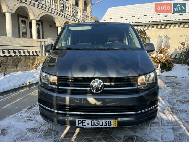 Сірий Фольксваген Мультиван, об'ємом двигуна 2 л та пробігом 210 тис. км за 27900 $, фото 17 на Automoto.ua