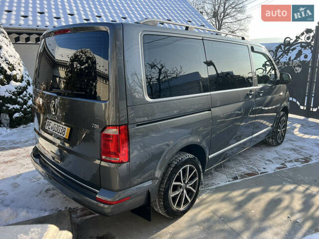 Сірий Фольксваген Мультиван, об'ємом двигуна 2 л та пробігом 210 тис. км за 27900 $, фото 5 на Automoto.ua