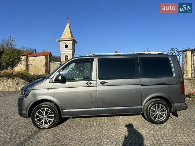 Сірий Фольксваген Мультиван, об'ємом двигуна 2 л та пробігом 209 тис. км за 27900 $, фото 12 на Automoto.ua