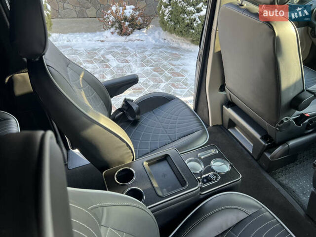 Сірий Фольксваген Мультиван, об'ємом двигуна 2 л та пробігом 210 тис. км за 27900 $, фото 53 на Automoto.ua