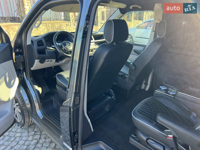 Серый Фольксваген Мультиван, объемом двигателя 2 л и пробегом 209 тыс. км за 27900 $, фото 51 на Automoto.ua