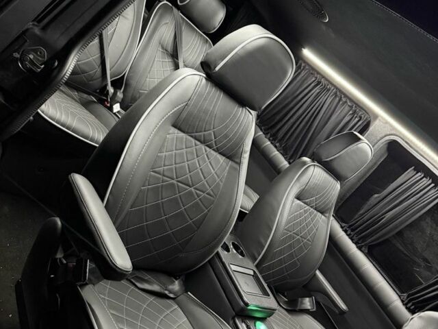 Серый Фольксваген Мультиван, объемом двигателя 2 л и пробегом 209 тыс. км за 27900 $, фото 14 на Automoto.ua