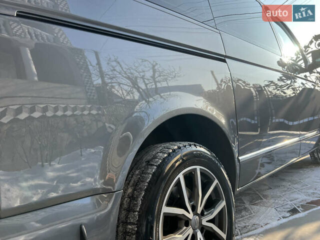 Сірий Фольксваген Мультиван, об'ємом двигуна 2 л та пробігом 210 тис. км за 27900 $, фото 22 на Automoto.ua
