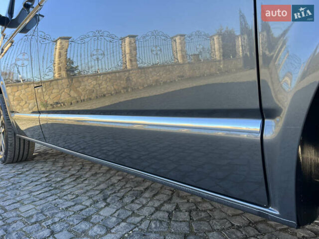 Серый Фольксваген Мультиван, объемом двигателя 2 л и пробегом 209 тыс. км за 27900 $, фото 36 на Automoto.ua