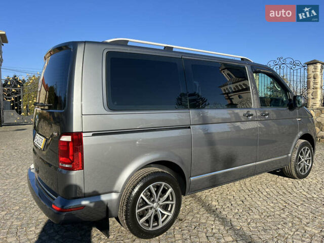 Сірий Фольксваген Мультиван, об'ємом двигуна 2 л та пробігом 209 тис. км за 27900 $, фото 25 на Automoto.ua