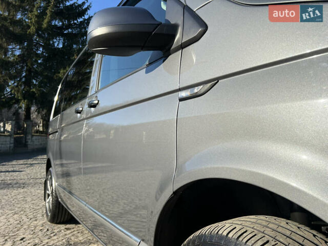 Серый Фольксваген Мультиван, объемом двигателя 2 л и пробегом 209 тыс. км за 27900 $, фото 30 на Automoto.ua