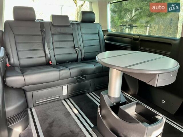 Сірий Фольксваген Мультиван, об'ємом двигуна 1.97 л та пробігом 82 тис. км за 64900 $, фото 18 на Automoto.ua