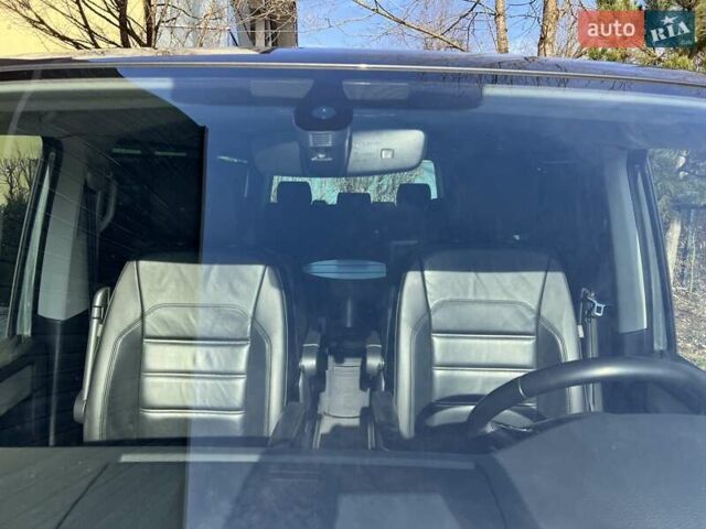 Сірий Фольксваген Мультиван, об'ємом двигуна 1.97 л та пробігом 82 тис. км за 64900 $, фото 13 на Automoto.ua