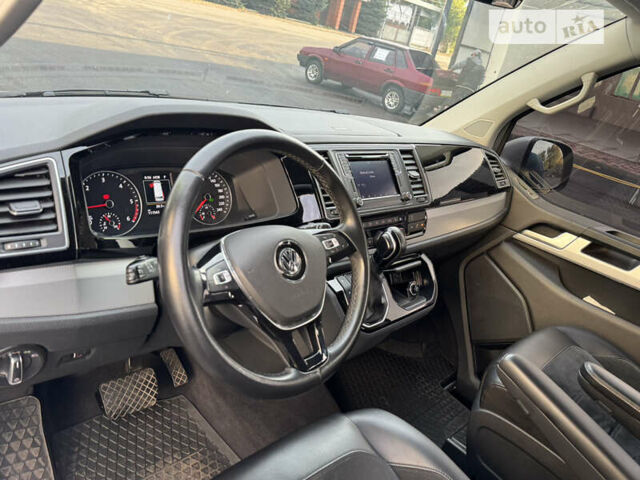 Сірий Фольксваген Мультиван, об'ємом двигуна 2 л та пробігом 115 тис. км за 49900 $, фото 6 на Automoto.ua