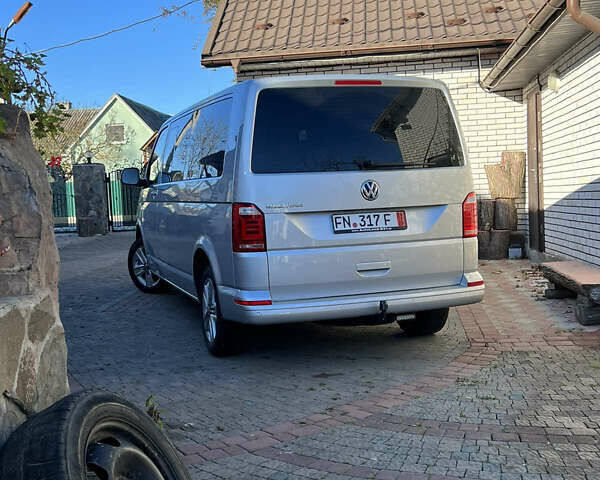Сірий Фольксваген Мультиван, об'ємом двигуна 2 л та пробігом 167 тис. км за 49900 $, фото 8 на Automoto.ua