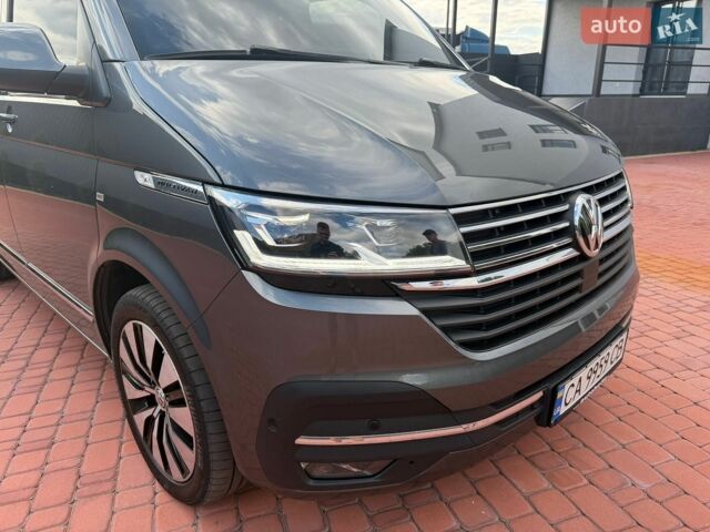 Серый Фольксваген Мультиван, объемом двигателя 1.97 л и пробегом 80 тыс. км за 69000 $, фото 21 на Automoto.ua
