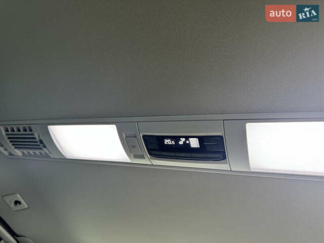 Серый Фольксваген Мультиван, объемом двигателя 1.97 л и пробегом 235 тыс. км за 49999 $, фото 23 на Automoto.ua