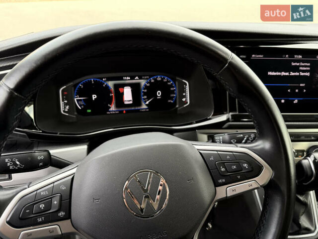 Серый Фольксваген Мультиван, объемом двигателя 1.97 л и пробегом 115 тыс. км за 67740 $, фото 8 на Automoto.ua