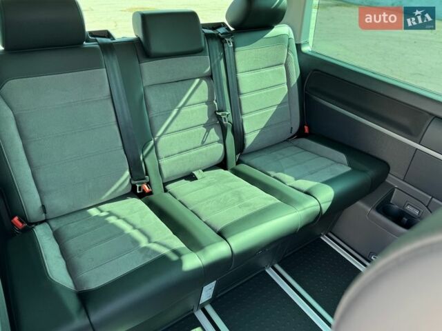 Серый Фольксваген Мультиван, объемом двигателя 1.97 л и пробегом 127 тыс. км за 48000 $, фото 38 на Automoto.ua